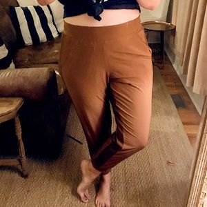 Athleta Lined Jogger in Rust